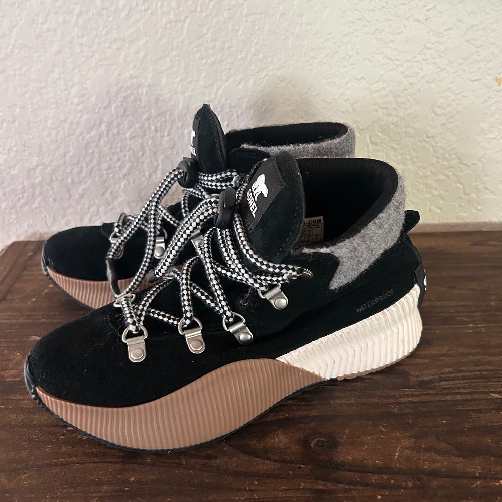 SOREL BOOTS